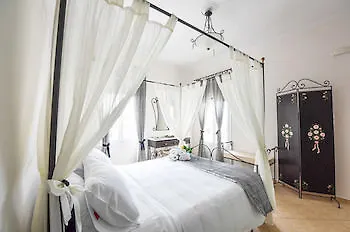Malteza Private Imerovigli (Santorini)